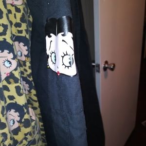 Sz medium scrub pant and matching top betty boop